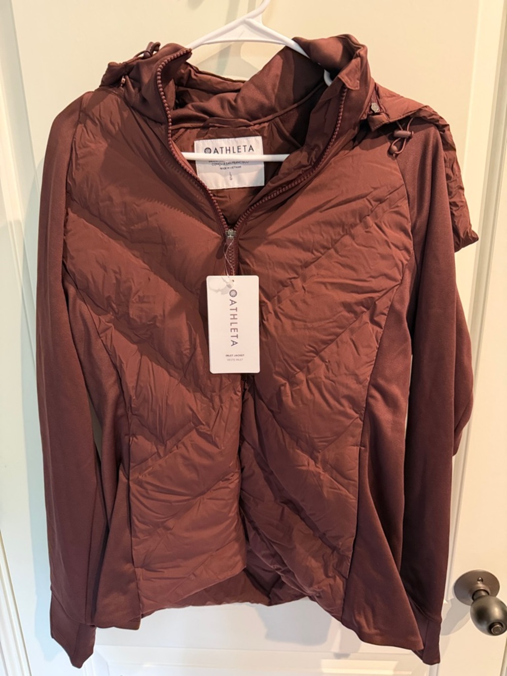 Athleta Quilted Hooded Jacket in Maroon